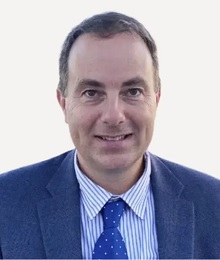 Dr. Douglas Cumming